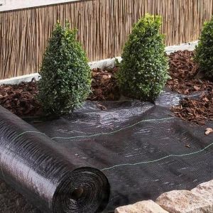 Cover (agrotextile) made of woven textile against weeds 70g. PP black UV, 1.1m x 100m
