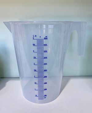 Measuring cup 5 l with handle